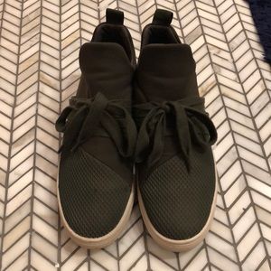 Steve Madden sneakers